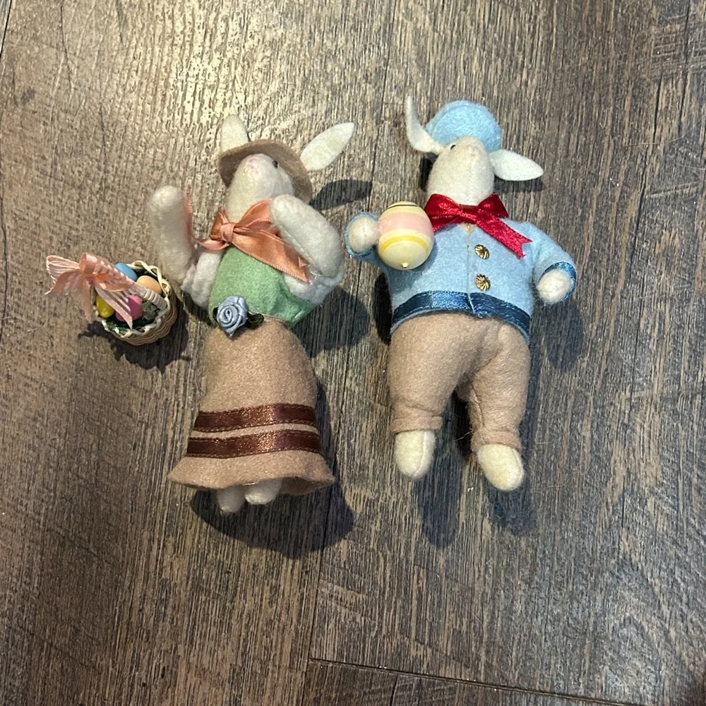 2 Heart Felts Midwest of Cannon Falls Rabbits  Basket Easter‎ Vintage Easter egg